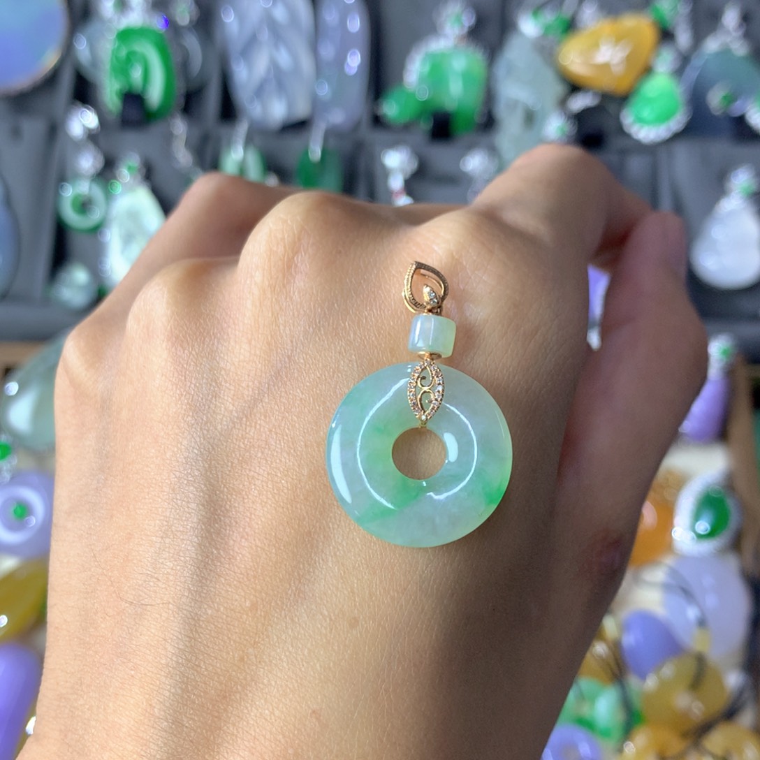 翡翠18K金镶嵌吊坠(不含链)