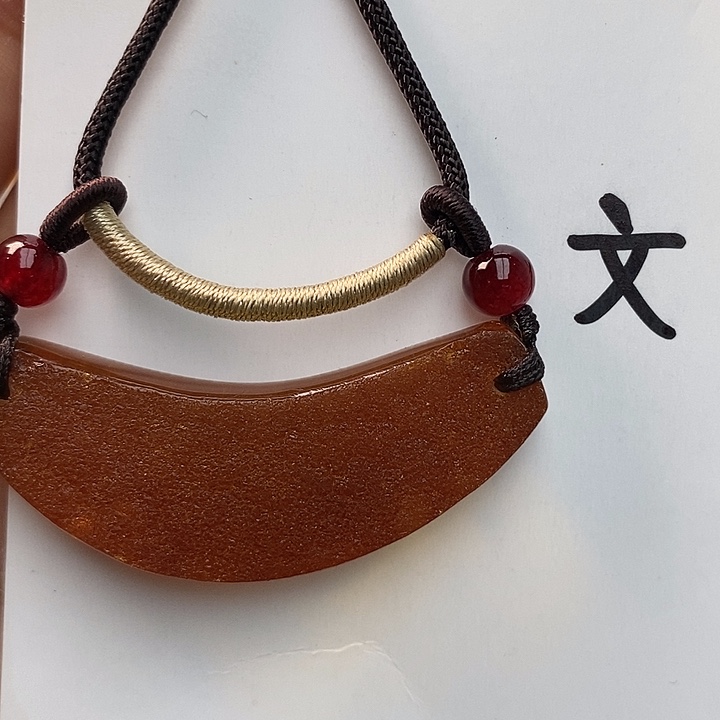 未镶嵌琥珀珠宝奇石13