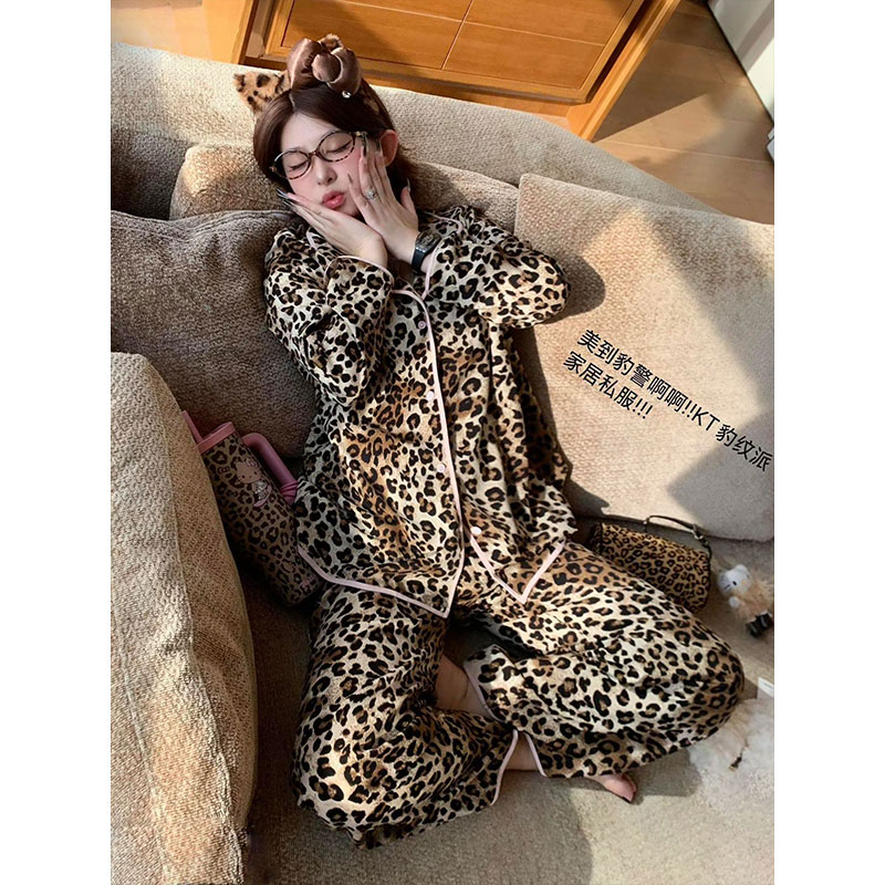 法式轻奢豹纹Kitty冰丝睡衣女款秋季网红开衫长袖长裤家居服套装