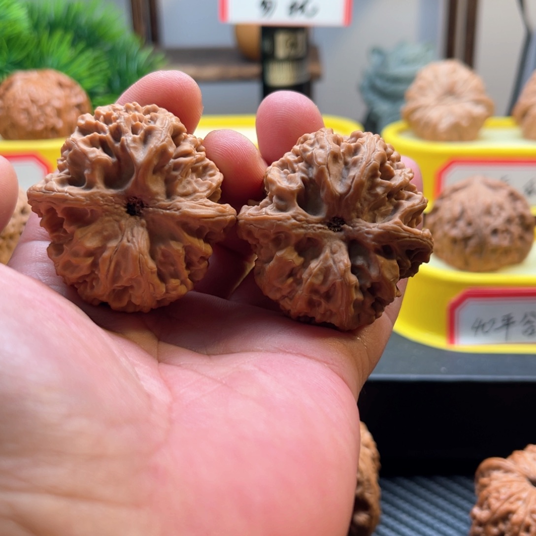 文玩核桃吊坠42苹果园