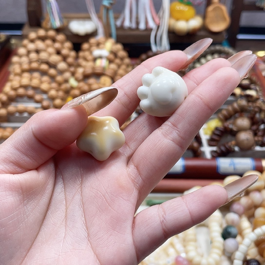 吊坠猴头核桃两个象牙果配件卡20➕