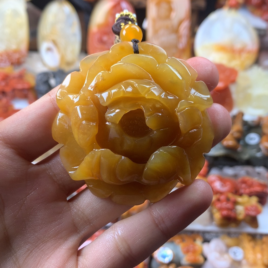 石英质玉（黄龙玉）挂件未镶嵌