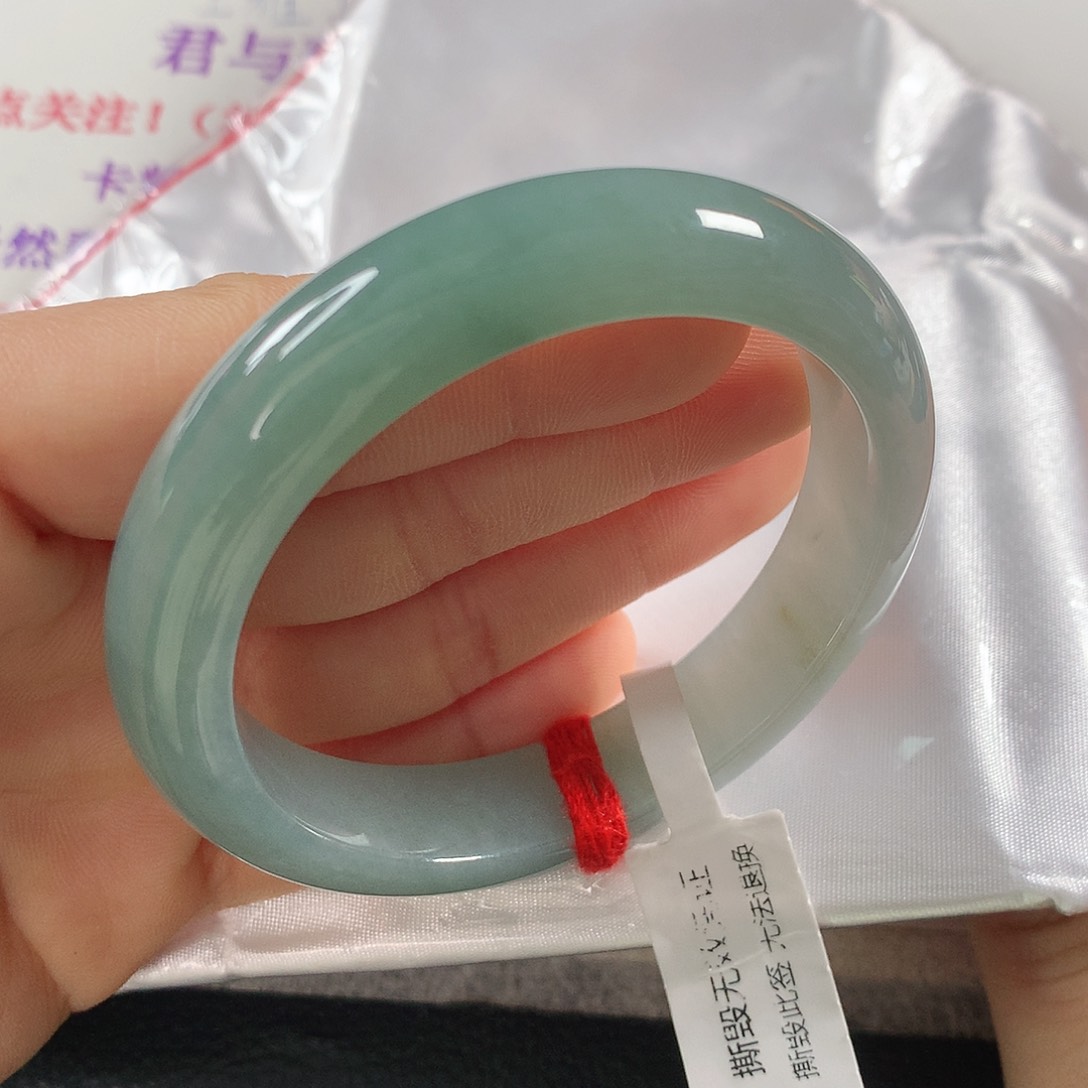 翡翠手镯未镶嵌 正圈⑨①