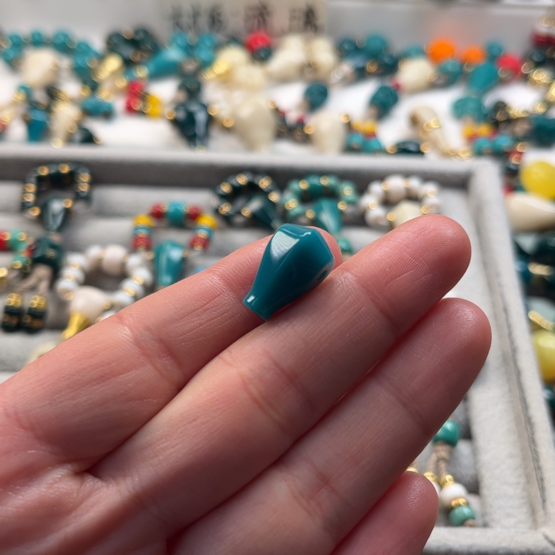 小***梁琉璃颈饰琉璃配饰10