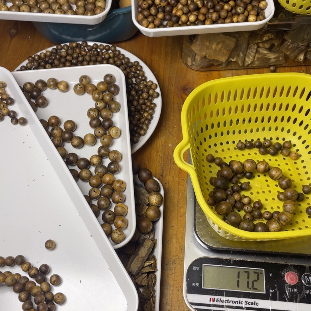 R***i沉香沉香碎屑沉香17