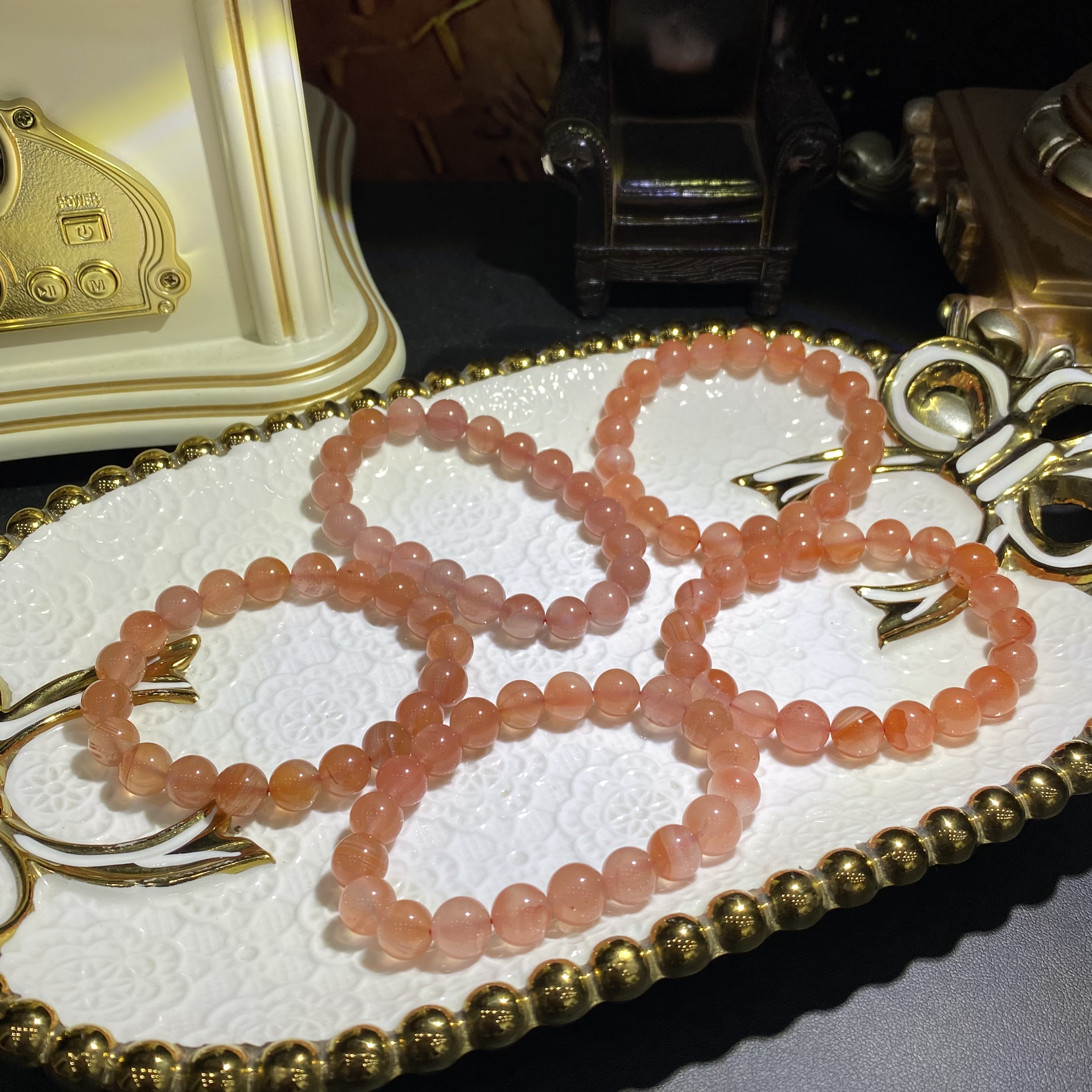 B735-天然冰飘南红玛瑙手串单圈-多样性发其一