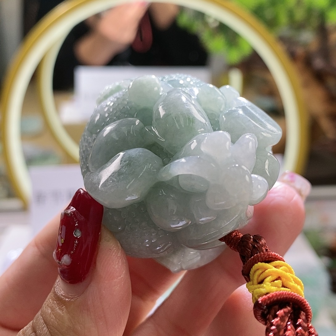 【闪购商品】翡翠颈饰未镶嵌金蟾