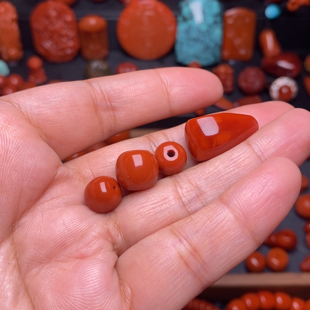 南红玛瑙配饰未镶嵌爱****机配饰