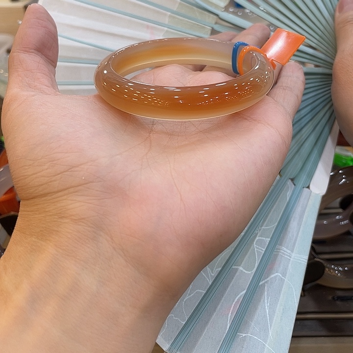 玛瑙/玉髓手镯未镶嵌章****?