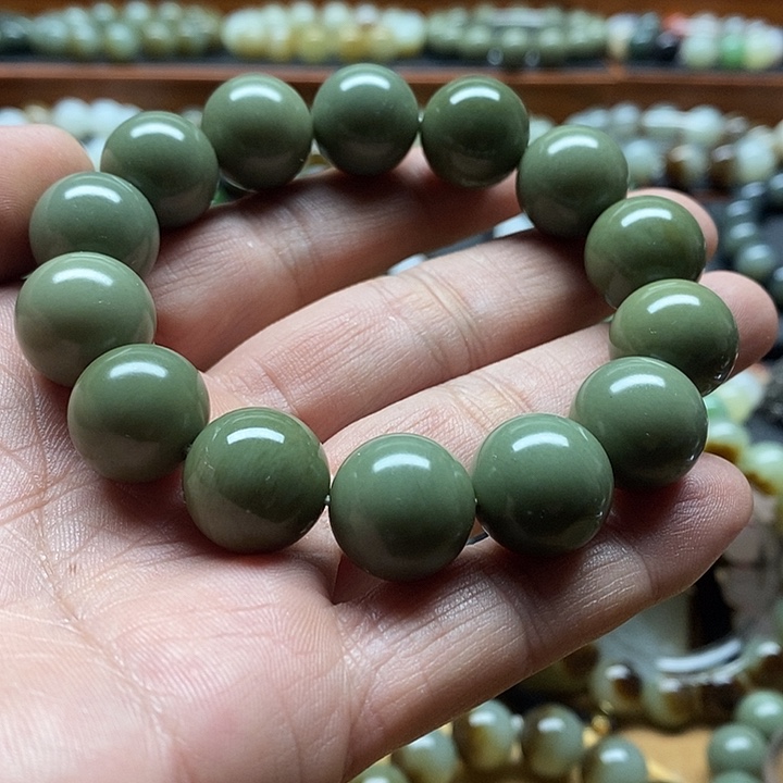 和田玉手串未镶嵌