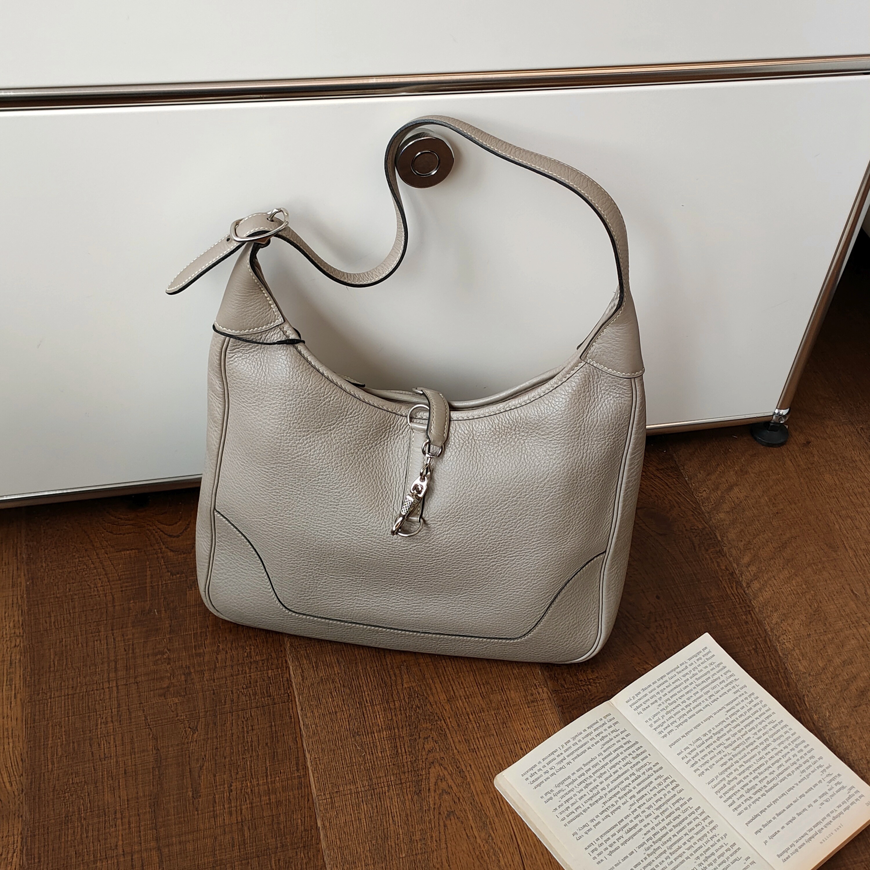 95新 Hermes/爱马仕 Azul-钻石灰TC皮银扣Trim31腋下单肩包45830