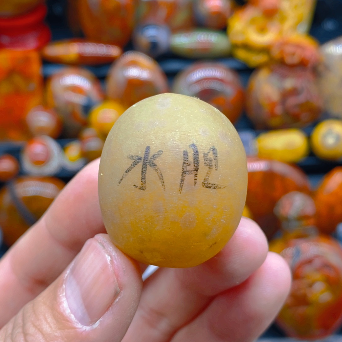 船***凡玛瑙/玉髓未镶嵌颈饰