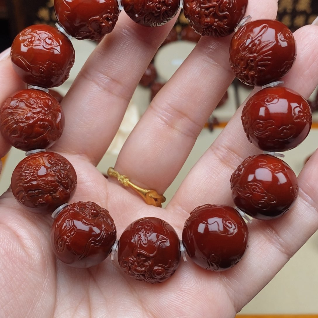 橄榄核吊坠W****正圆龙