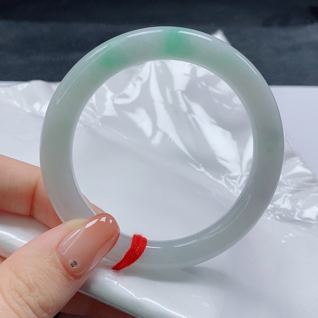 【闪购商品】未镶嵌手镯（圆镯）翡翠421号