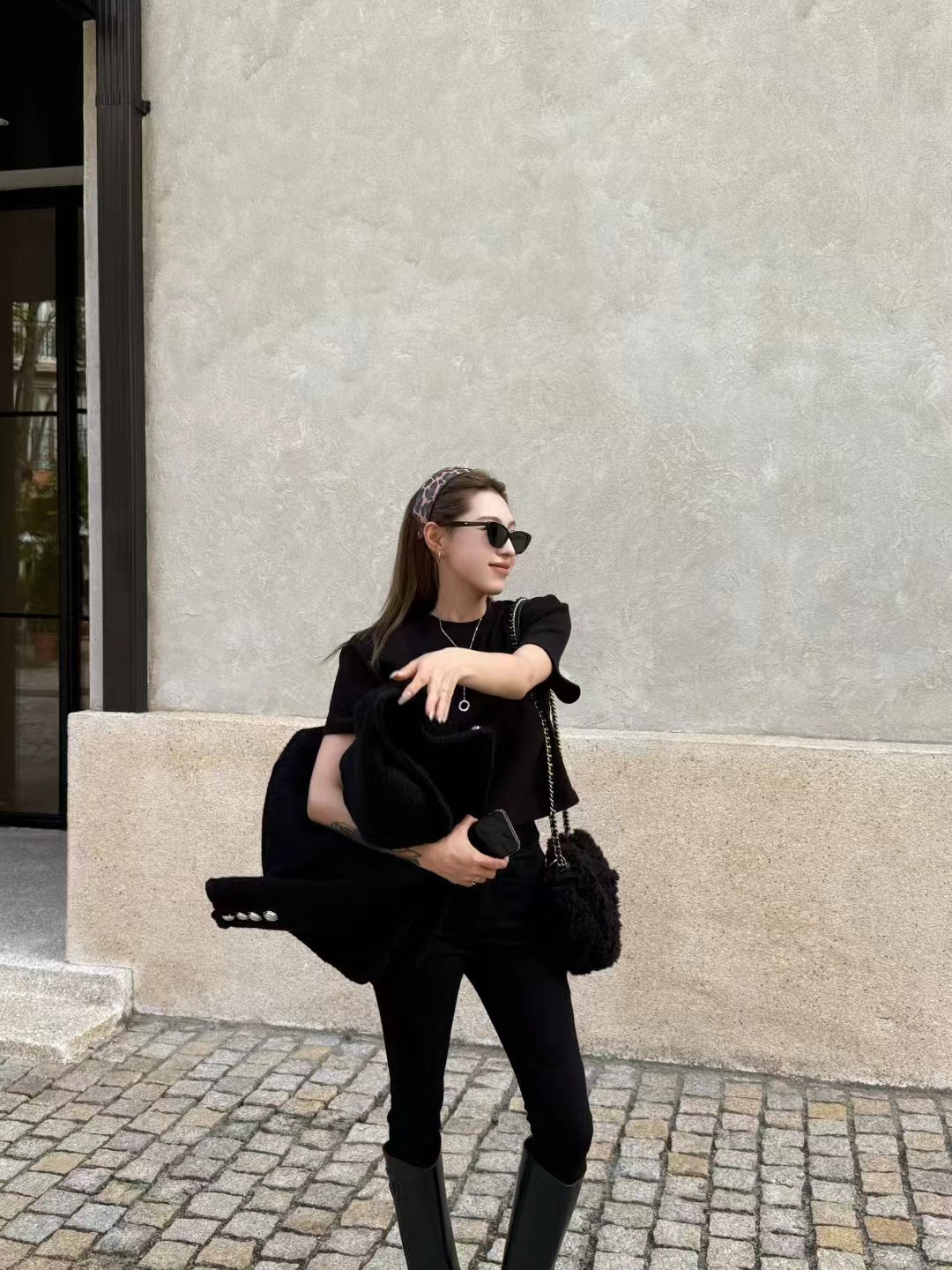 【宠儿财神冬季磨毛极简巨百搭垫肩体恤】