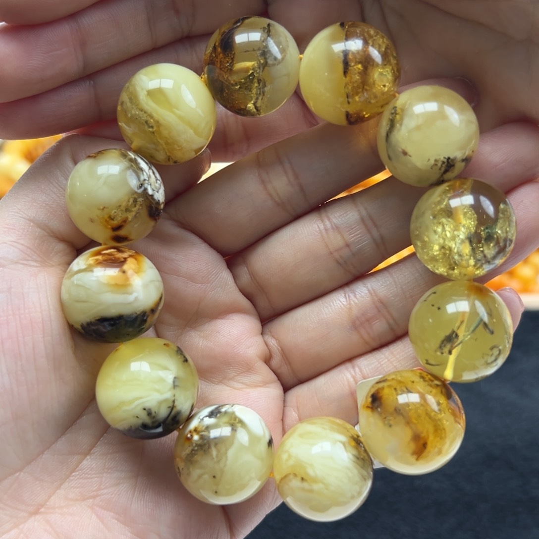 琥珀珠宝奇石未镶嵌