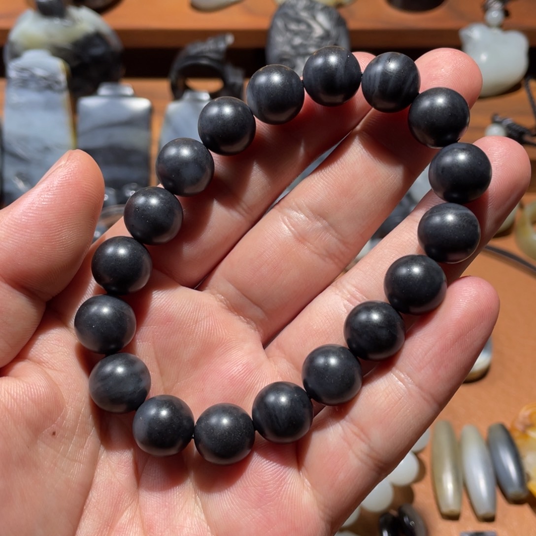 和田玉手串未镶嵌