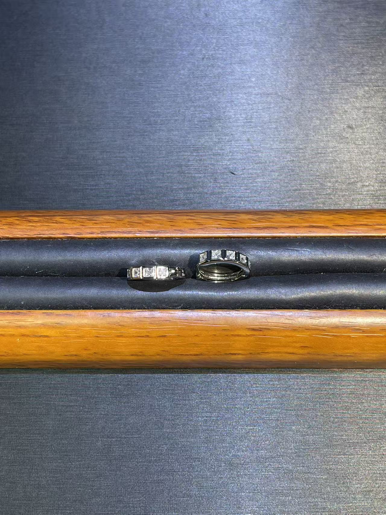 a8645白色排镶耳扣多样发