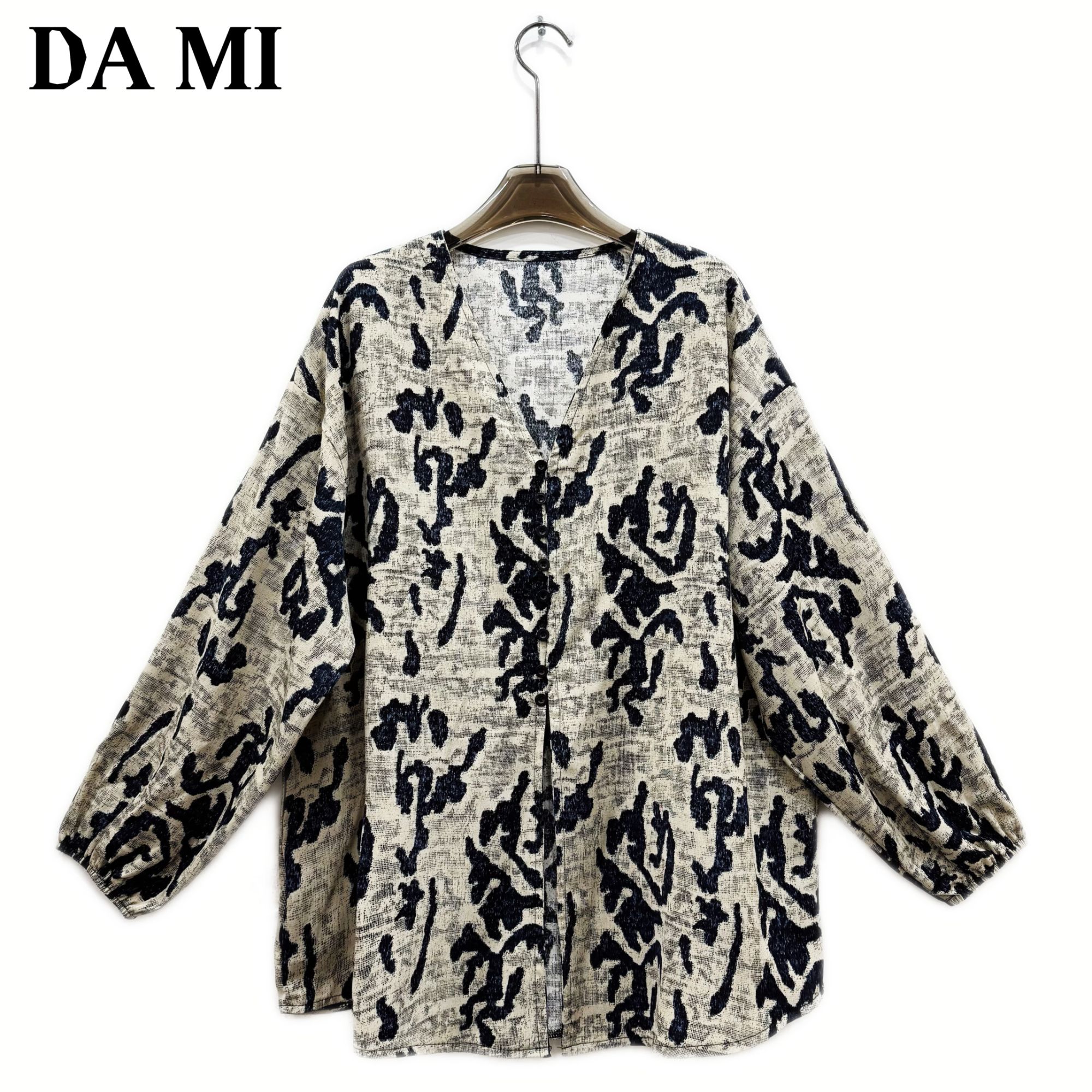 【大蜜】7104#短袖女蓝色不规则图早秋休闲百搭大码宽松中长款上衣