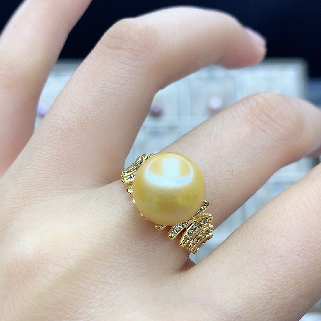 淡水珍珠颈饰合金