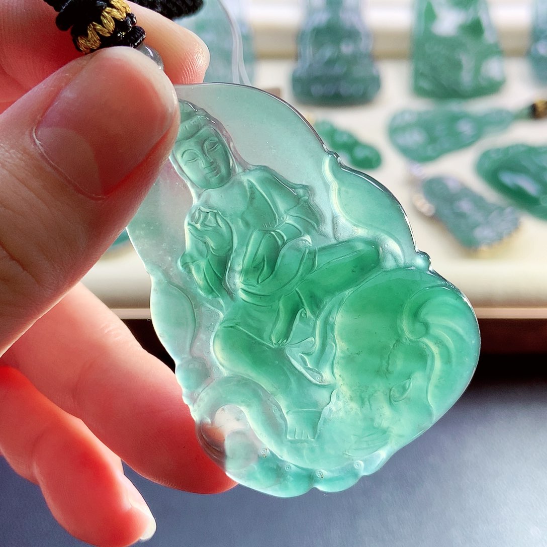 【闪购商品】翡翠未镶嵌颈饰天然