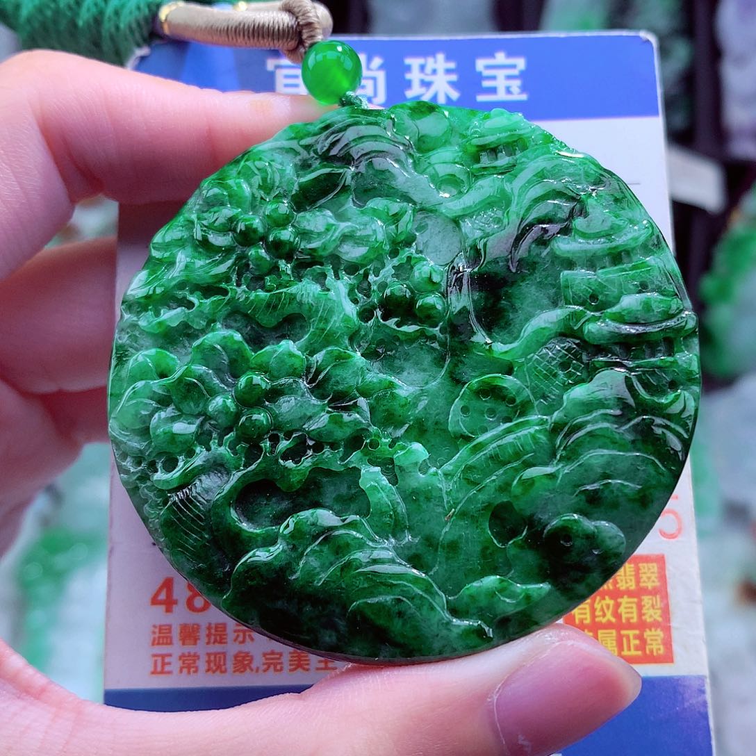 翡翠未镶嵌颈饰天然