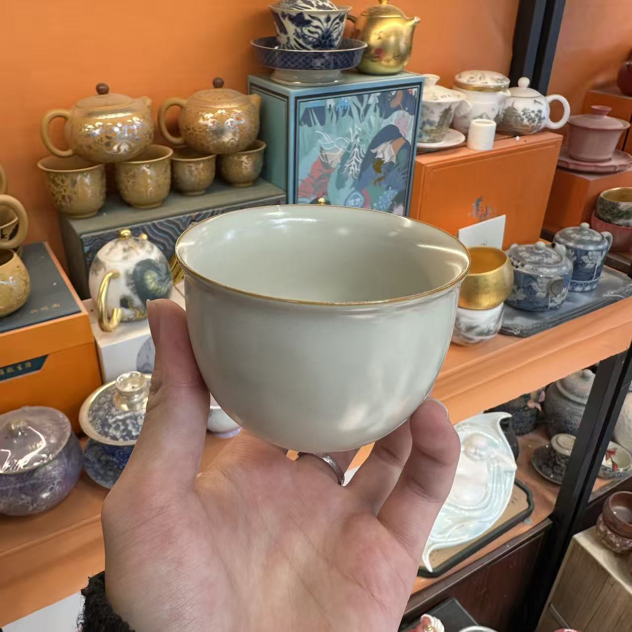 友名 黄汝可开片茶缸杯-8963