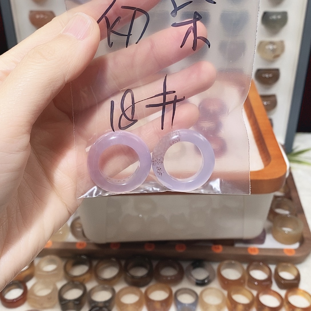 初****玛瑙/玉髓未镶嵌戒指港18