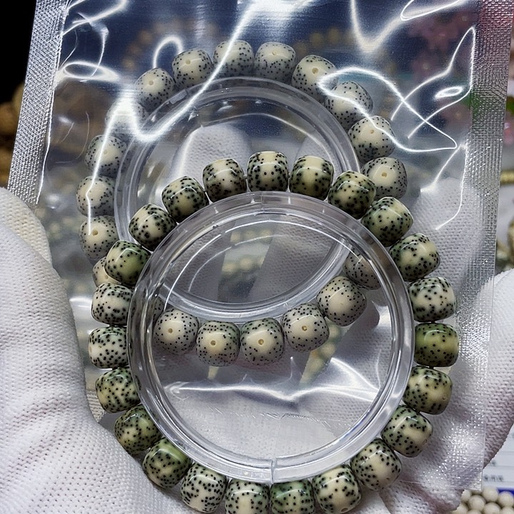 星月菩提手串不****生星月菩提