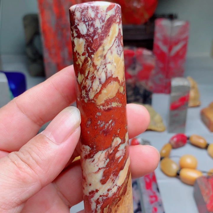 昌化石昌化老红朱砂