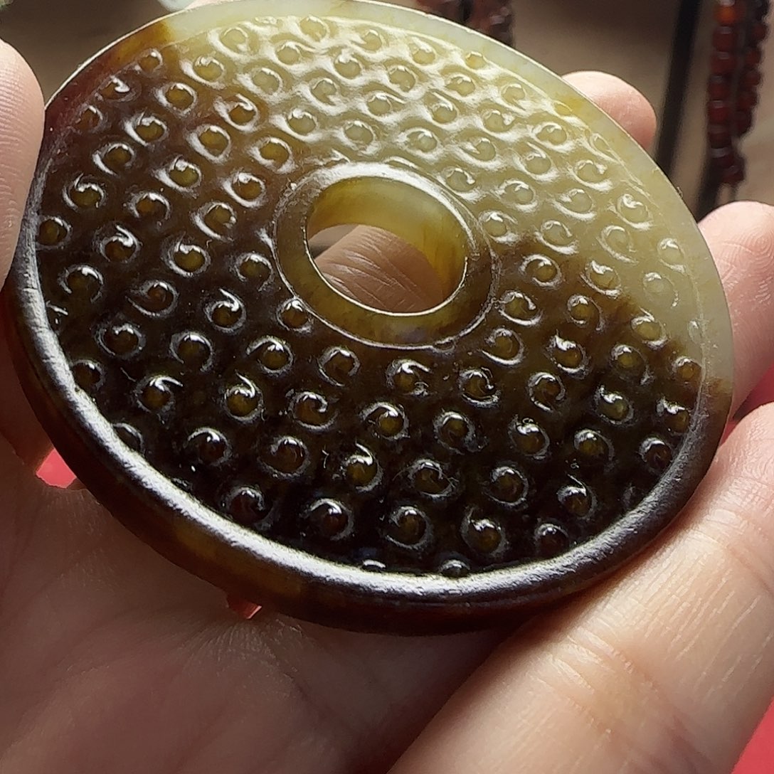 岩****颈饰未镶嵌和田玉