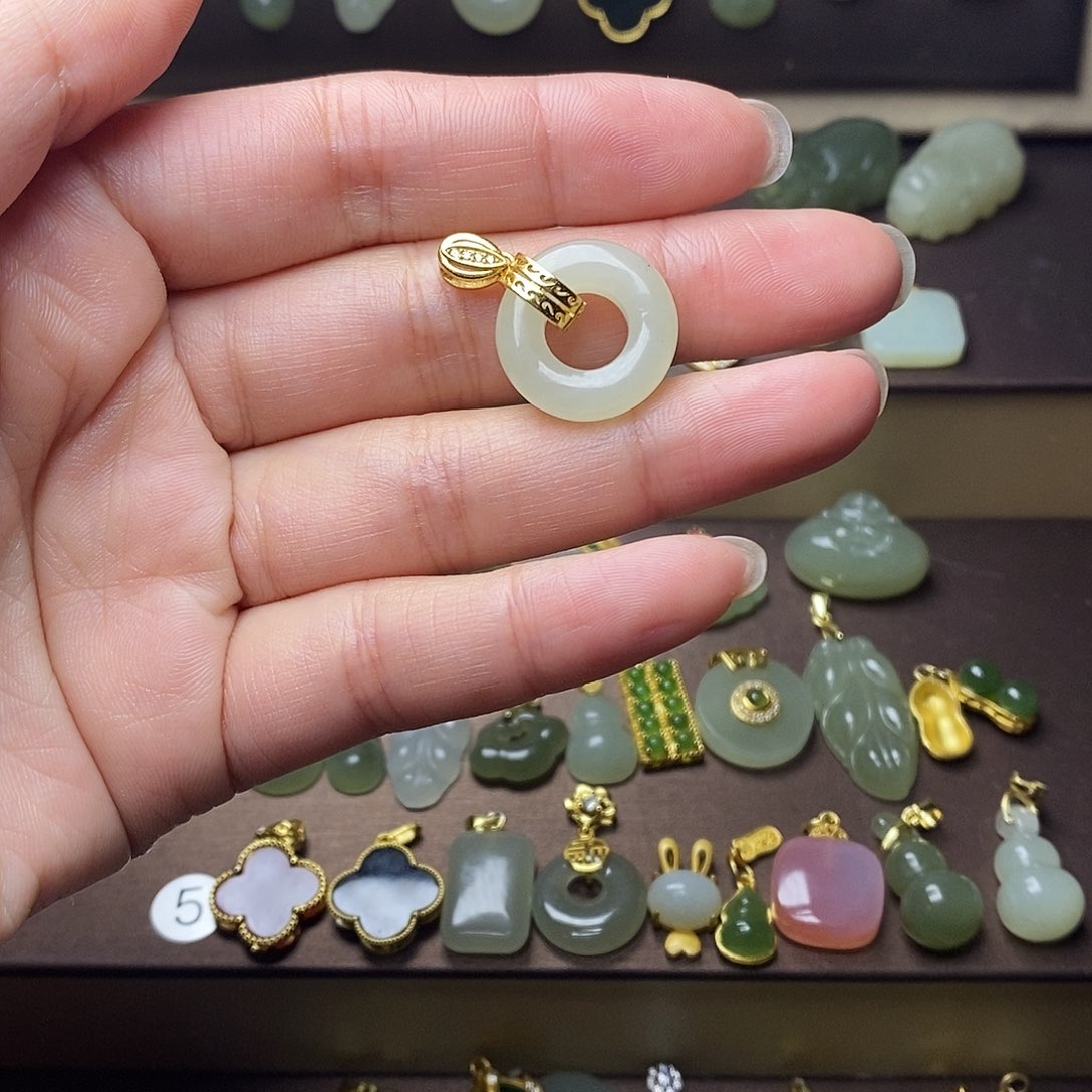 和田玉颈饰银S925镶嵌