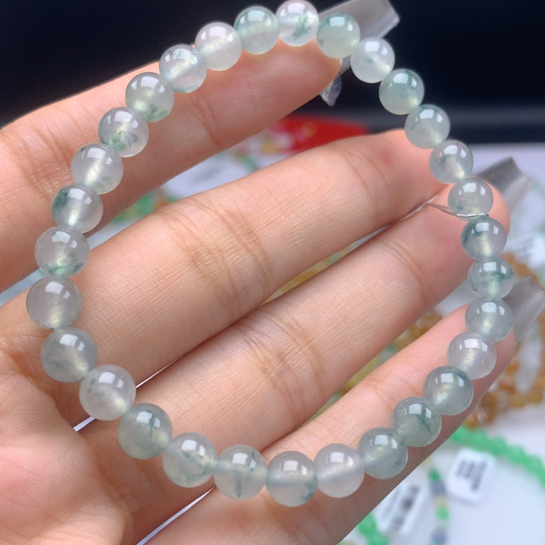 翡翠手链未镶嵌卡
