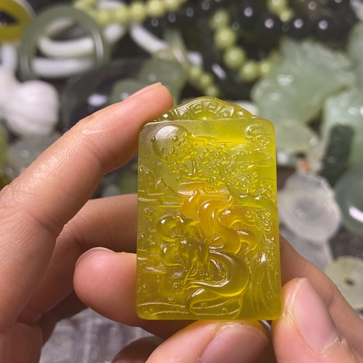 岫玉岫玉颈饰未镶嵌