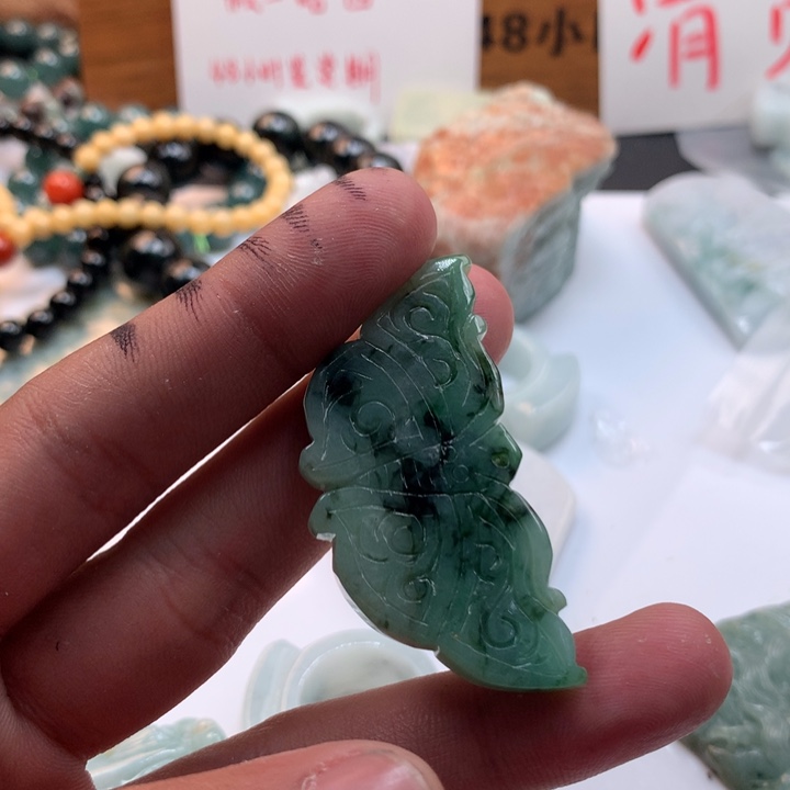 翡翠未镶嵌颈饰保真天然a货翡翠