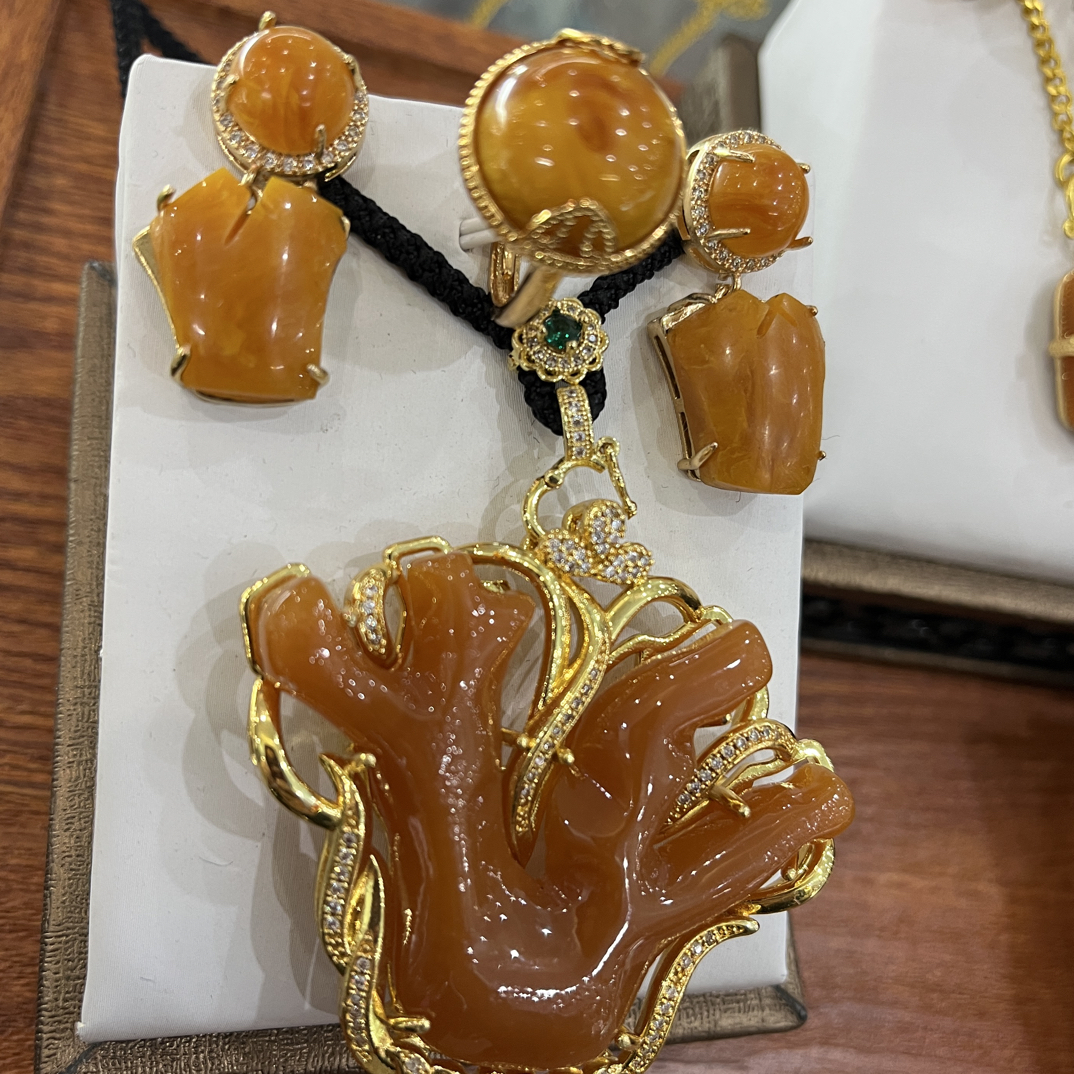 合金亚克力项链 新款项链耳环戒指一套