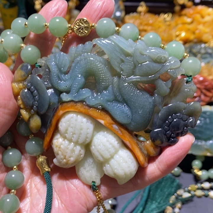 岫玉岫玉吊坠未镶嵌