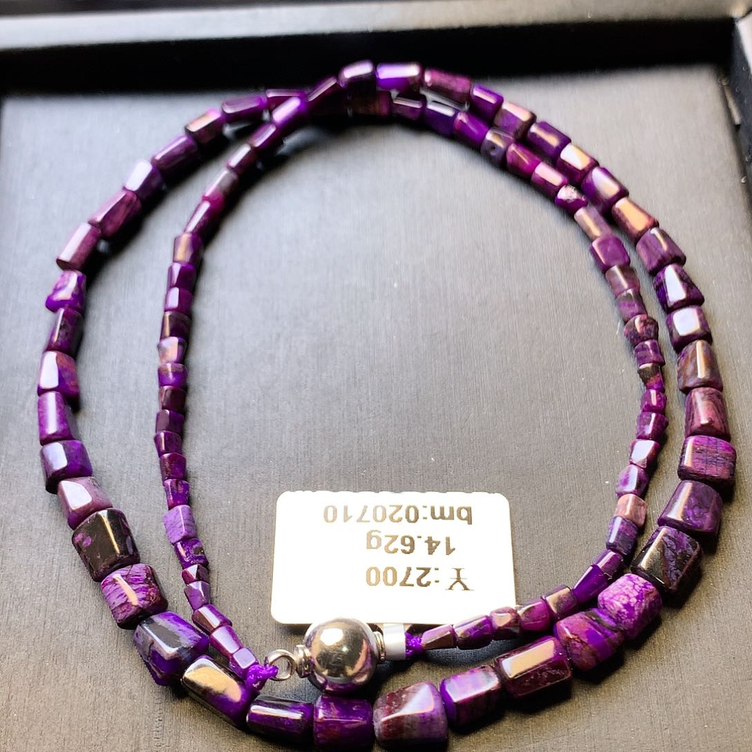 未镶嵌苏纪石（舒俱来）项链