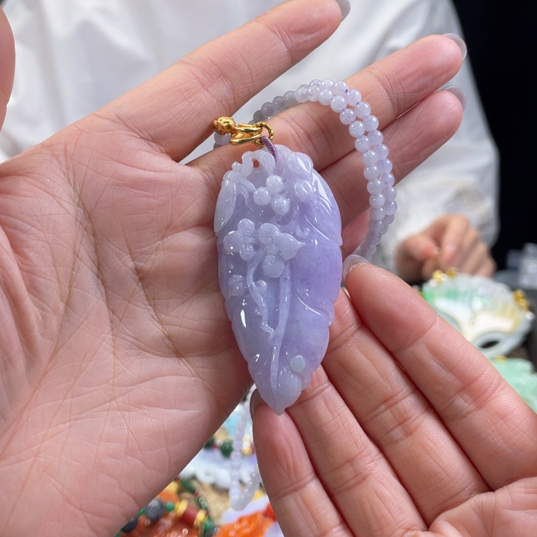 翡翠颈饰未镶嵌代编织