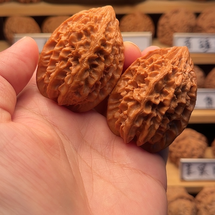 文玩核桃把件39招财鼠