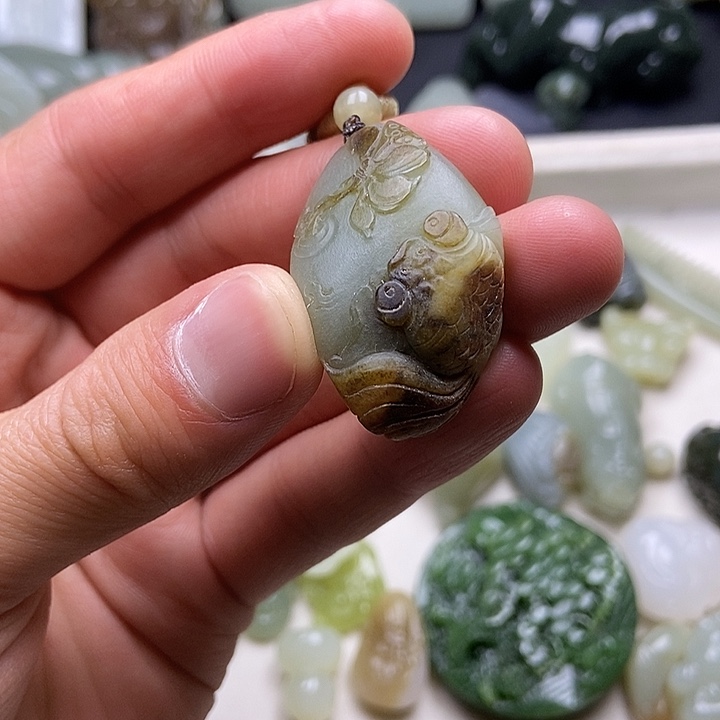 未镶嵌和田玉挂件