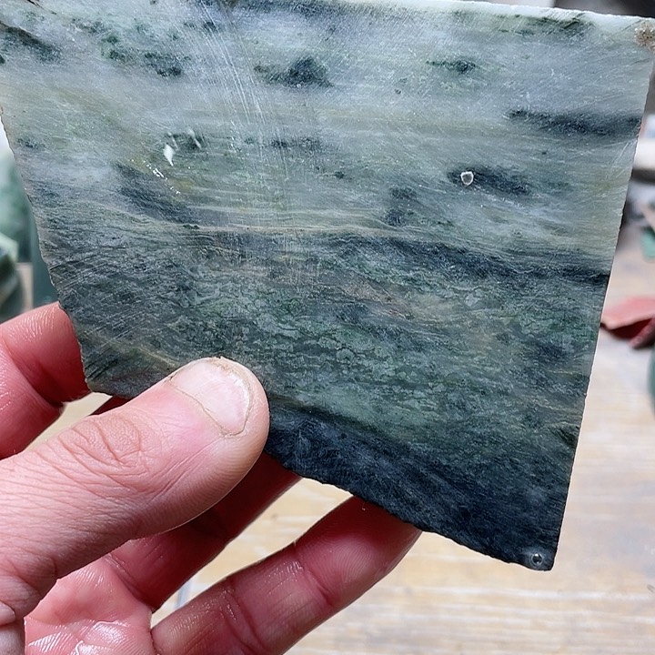 独山玉手镯未镶嵌加工定制