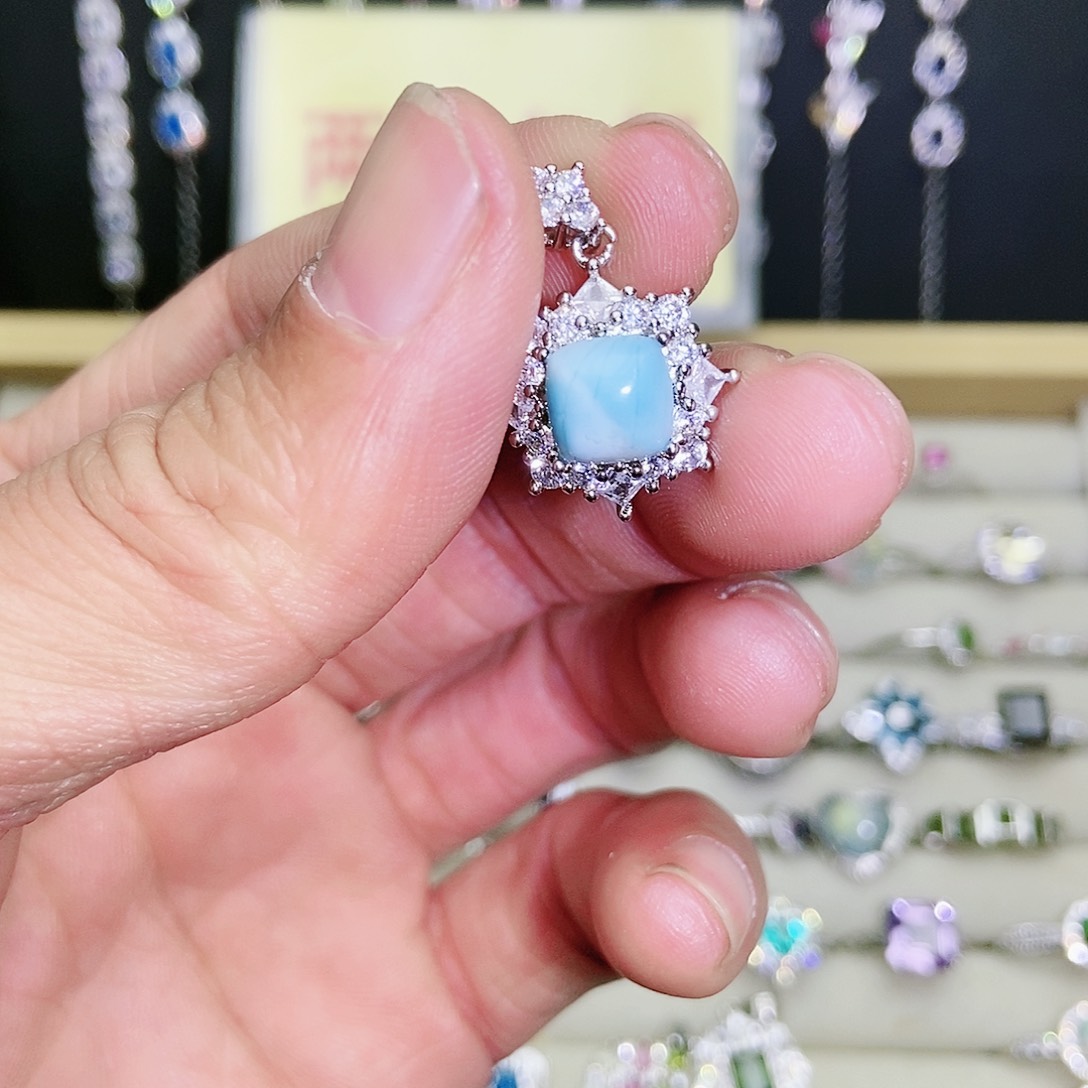 【闪购商品】未镶嵌针钠钙石（海纹石）吊坠(不含链)