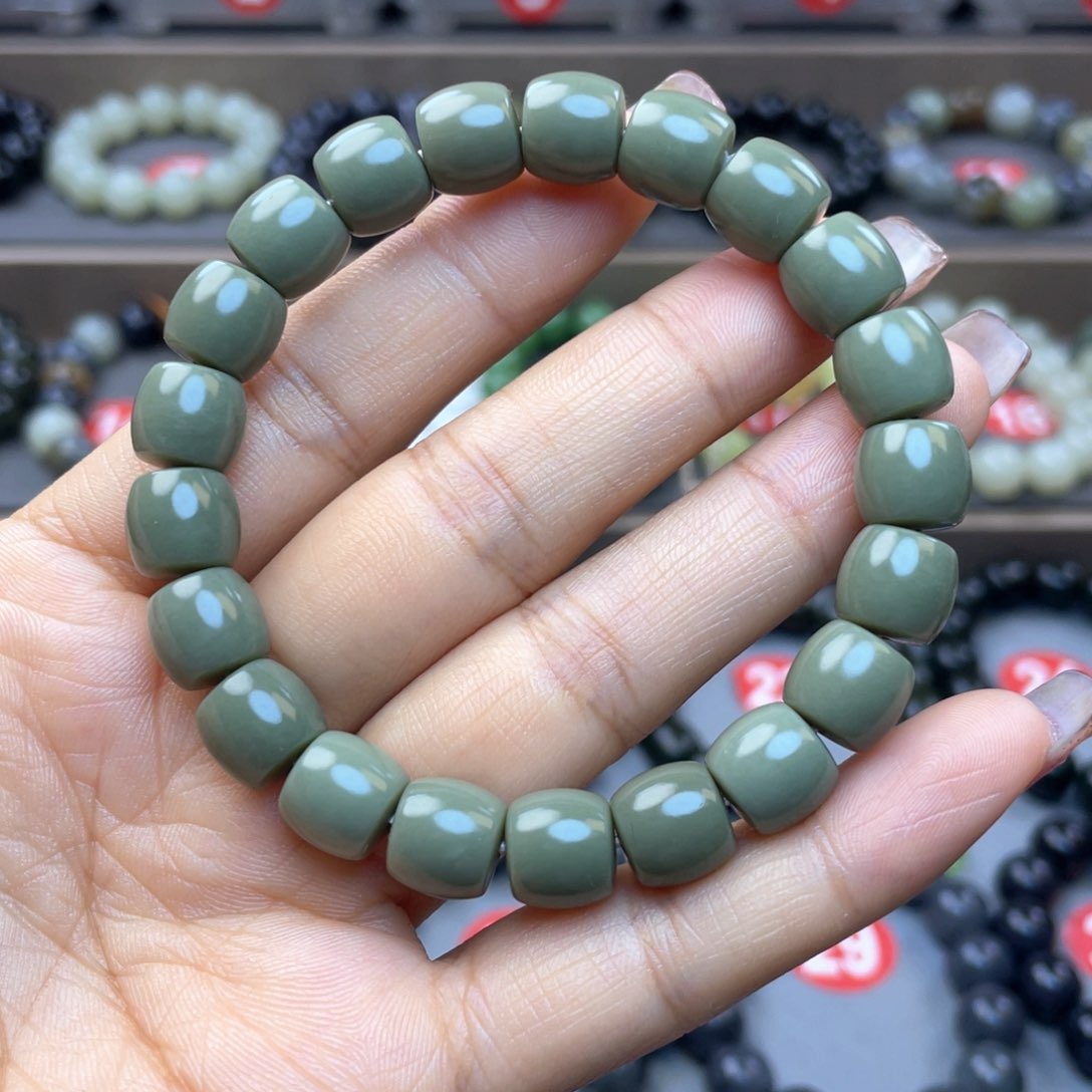 和田玉手链未镶嵌