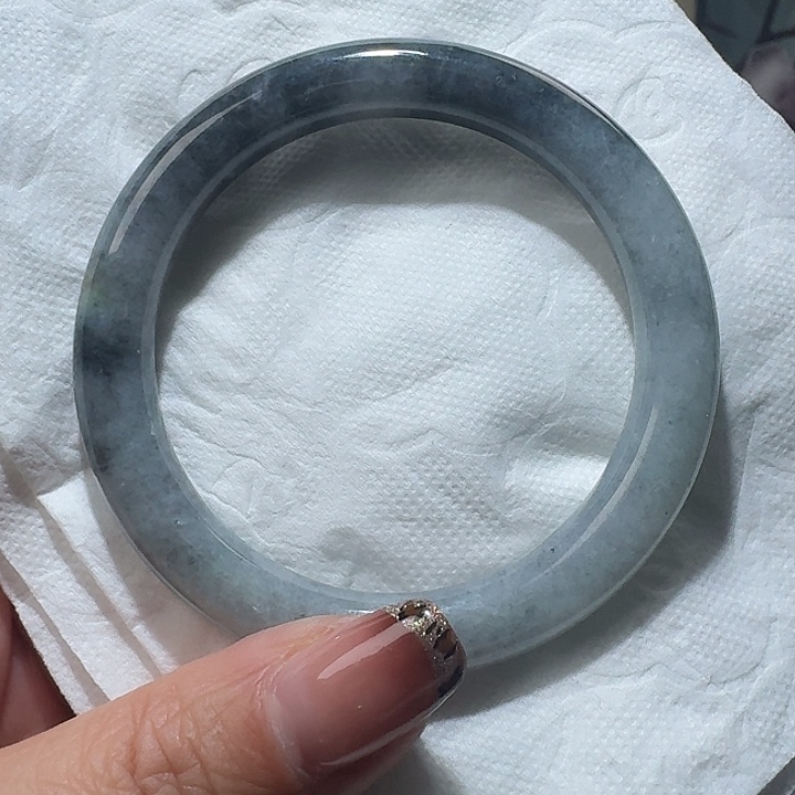 翡翠手镯未镶嵌53圆条手镯