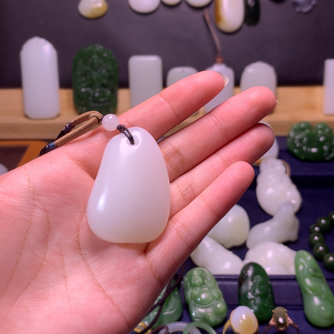 和田玉挂件未镶嵌