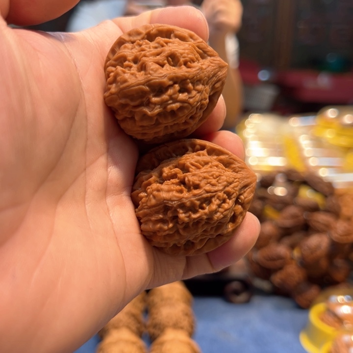 文玩核桃把件你****包红锦鲤