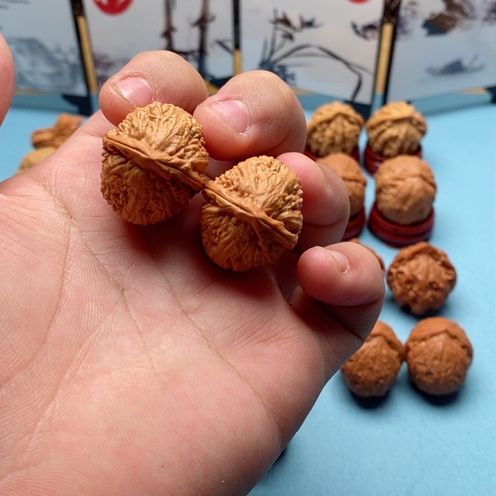 文玩核桃把件桃心小管帽