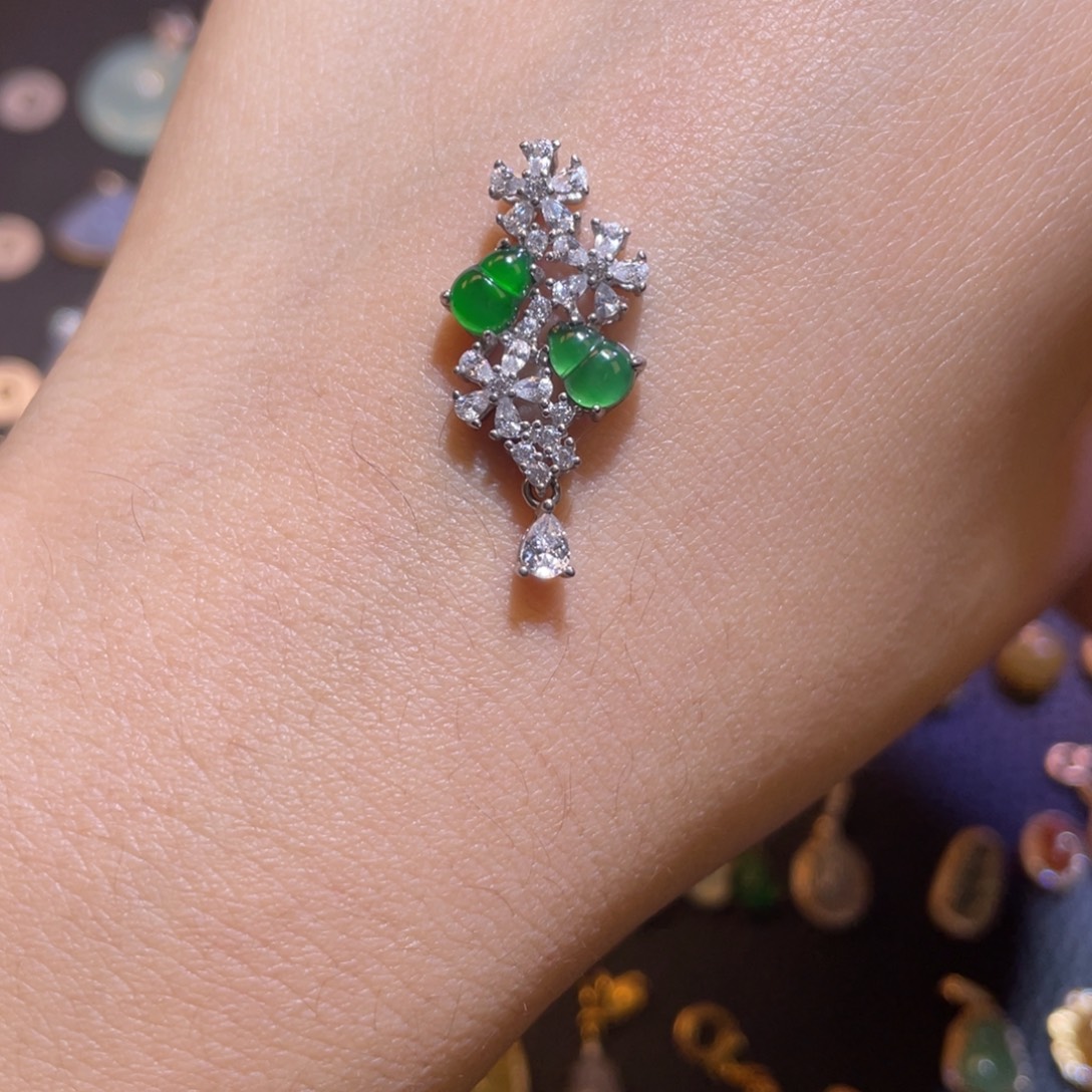 翡翠银S925镶嵌颈饰