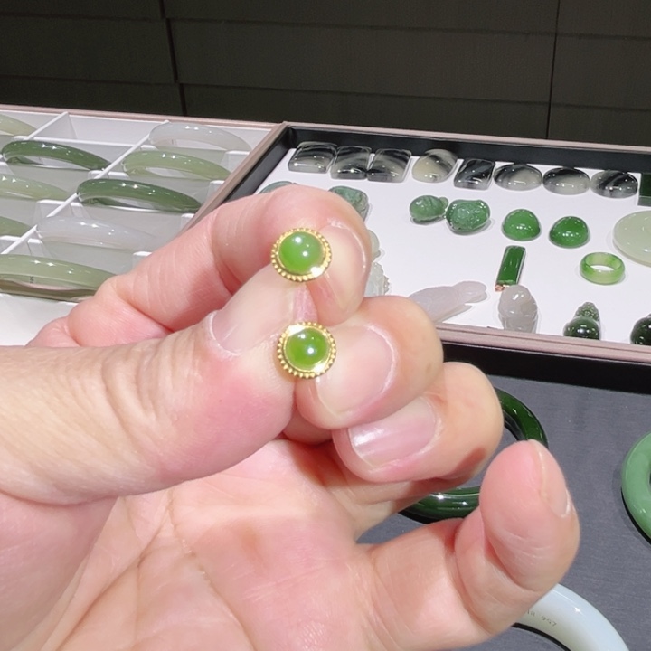 和田玉银S925镶嵌耳饰大